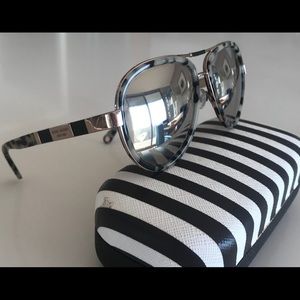 Henri Bendel Aviator Mila Sunglasses Like New